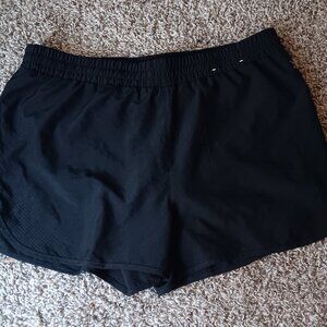 Xersion youth black shorts